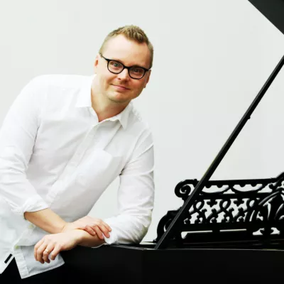 Profile picture for user TeemuLaasanen