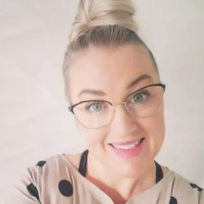 Profile picture for user Niina K