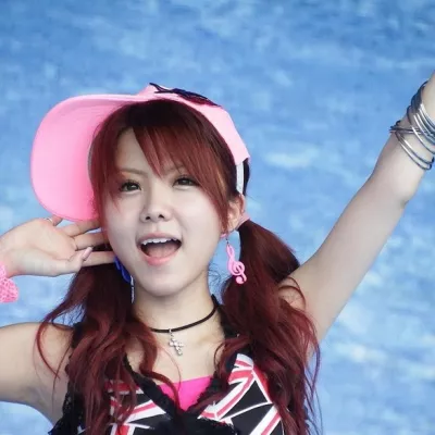 Profile picture for user Willow