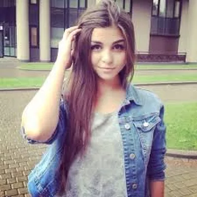 Profile picture for user Julia25